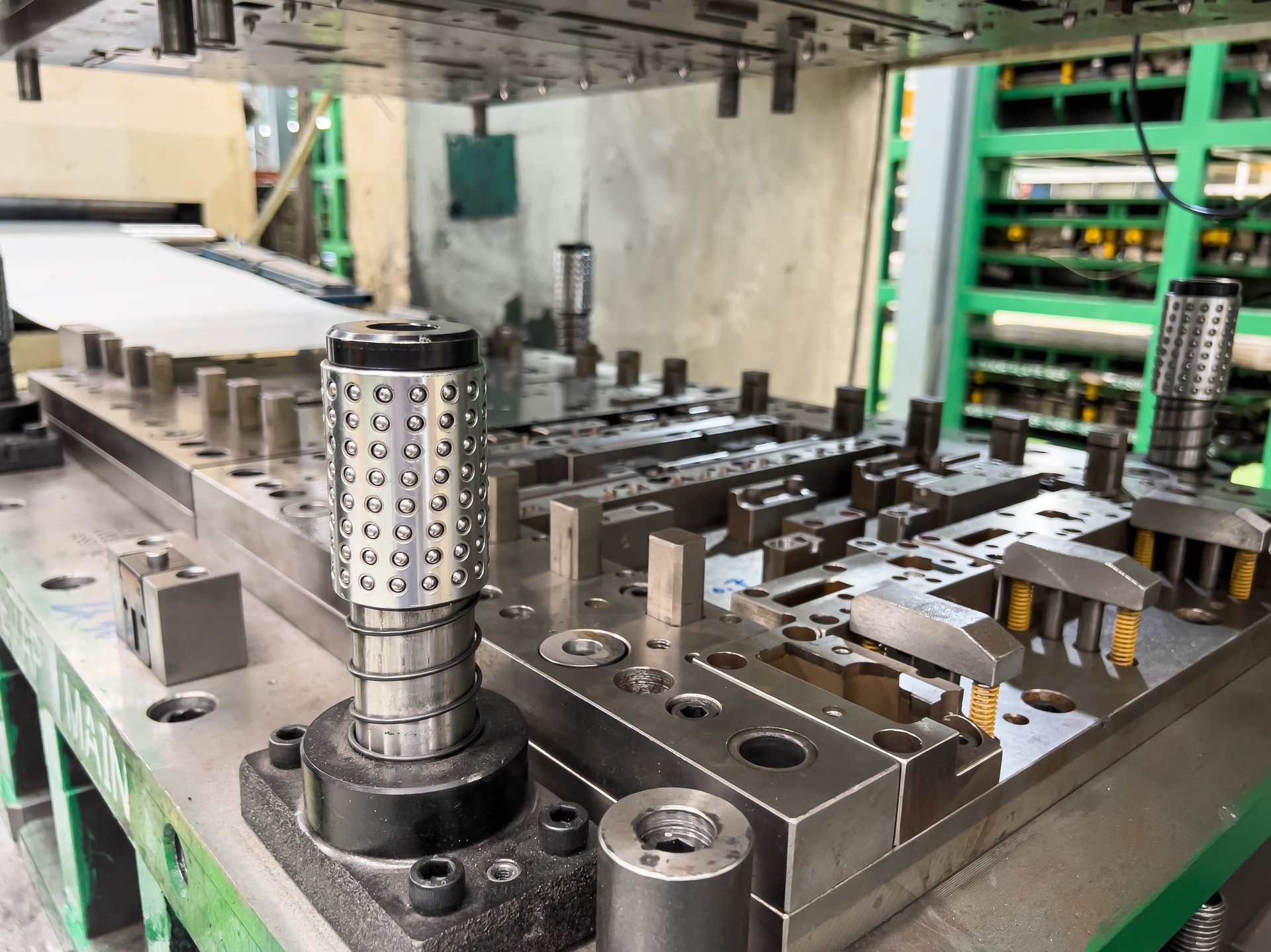 Stamping die tooling set up for precision forming of automotive sheet metal components