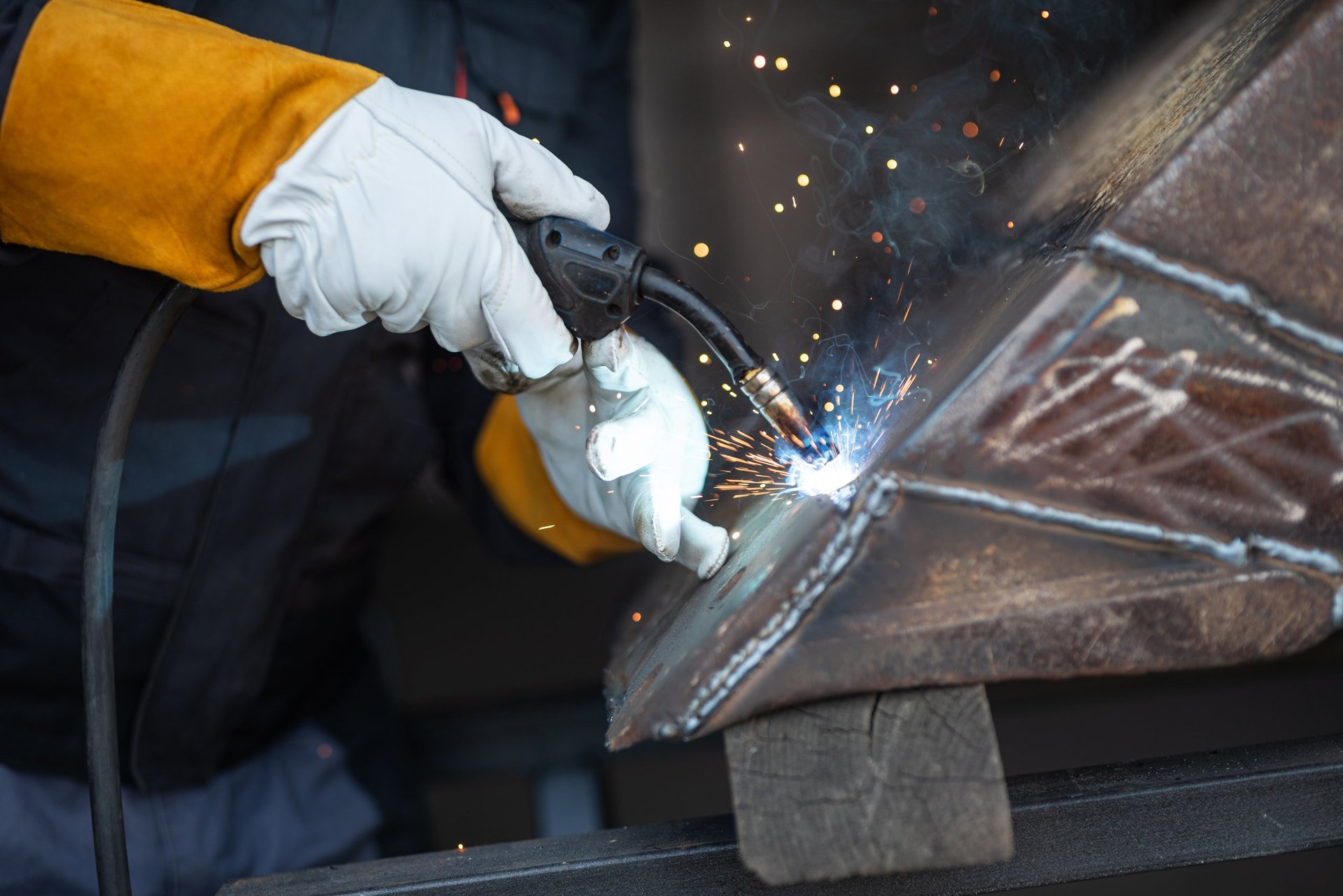 Storage Tank Steel Plate application context showing procurement-relevant plate details