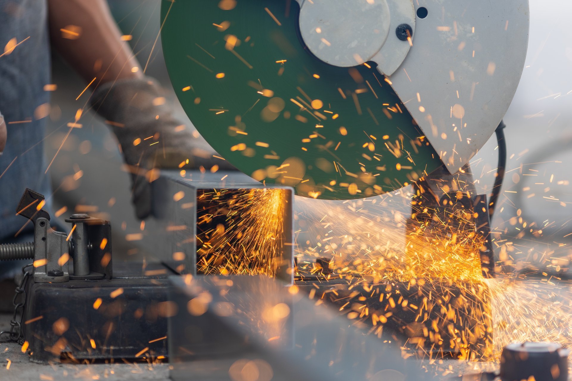 Steel Pipes Exporter pipe marking and end-condition inspection relevant to the specification checklist