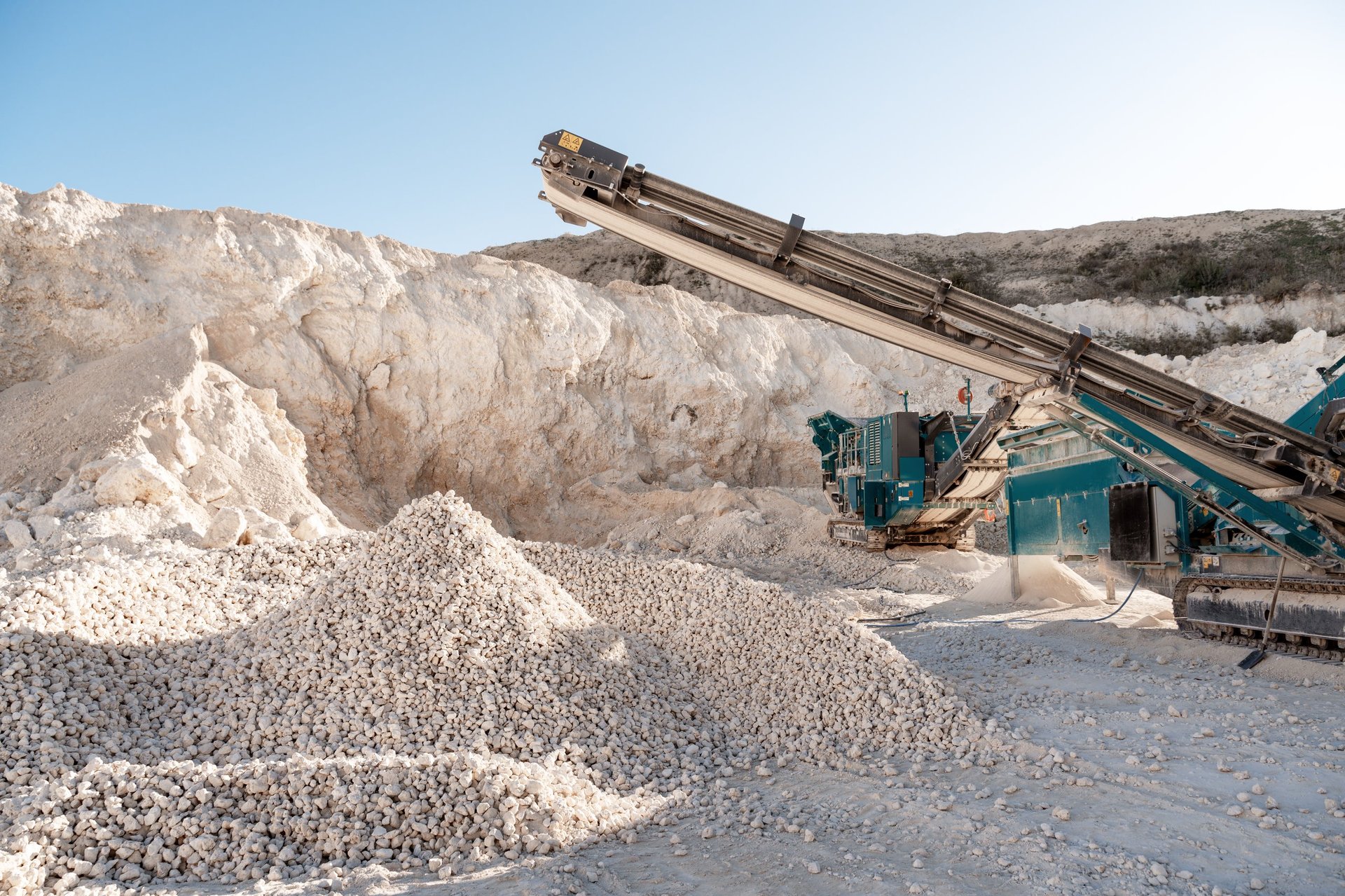 Inspection setup for checking Hematite Iron Ore sample, size and quality documentation.