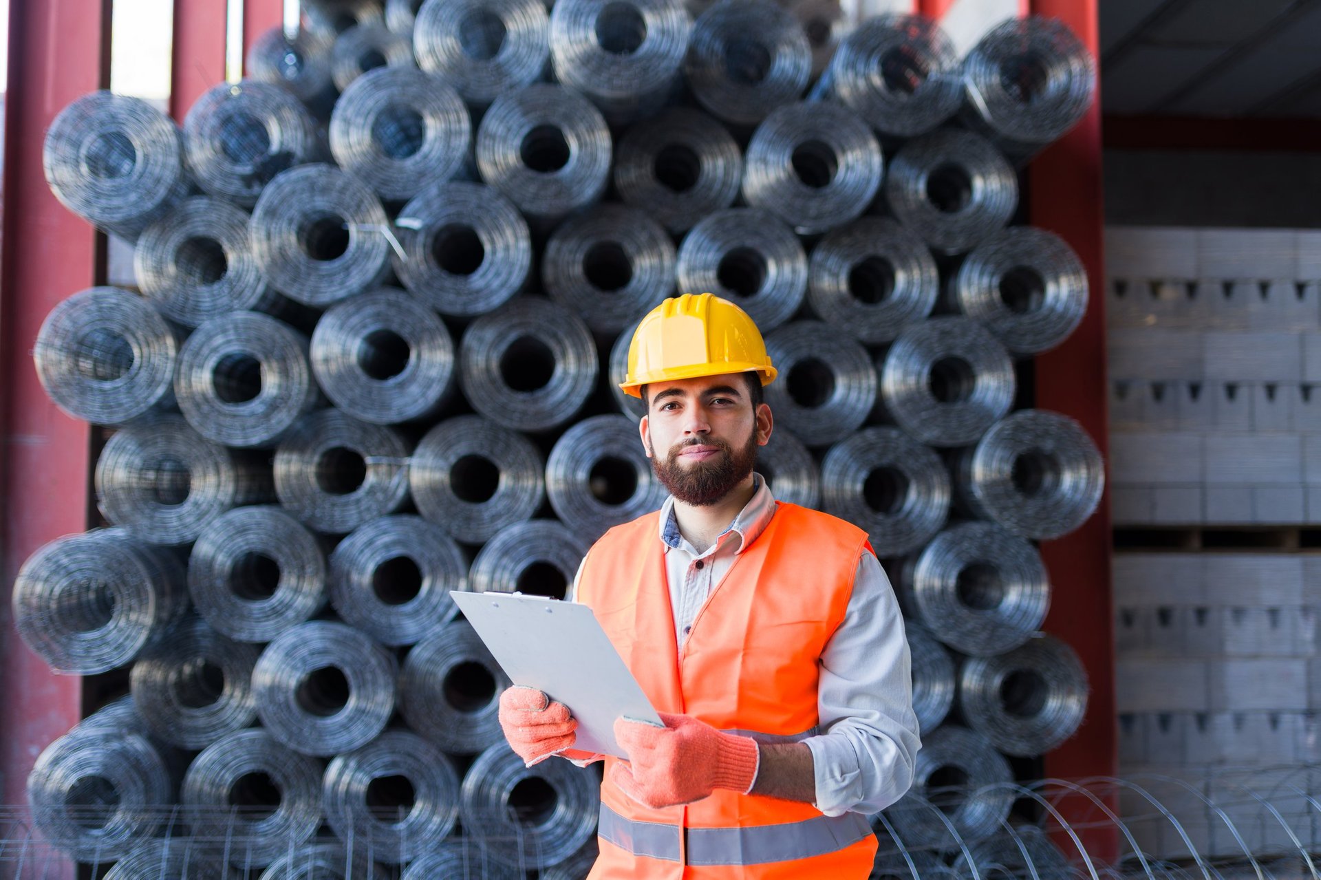 Evidence-checking layout for Steel Supplier with procurement documents and steel identification details.