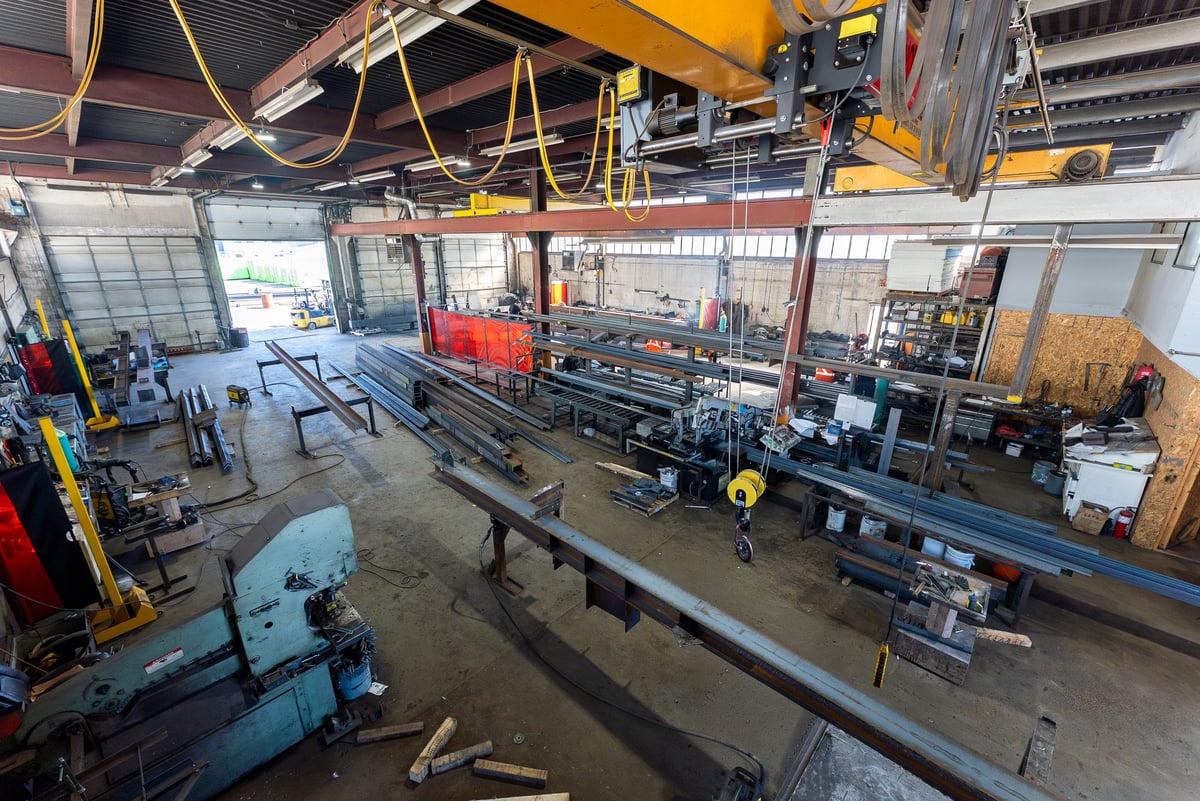 Low Temperature Carbon Steel Plate procurement scene showing fabrication planning