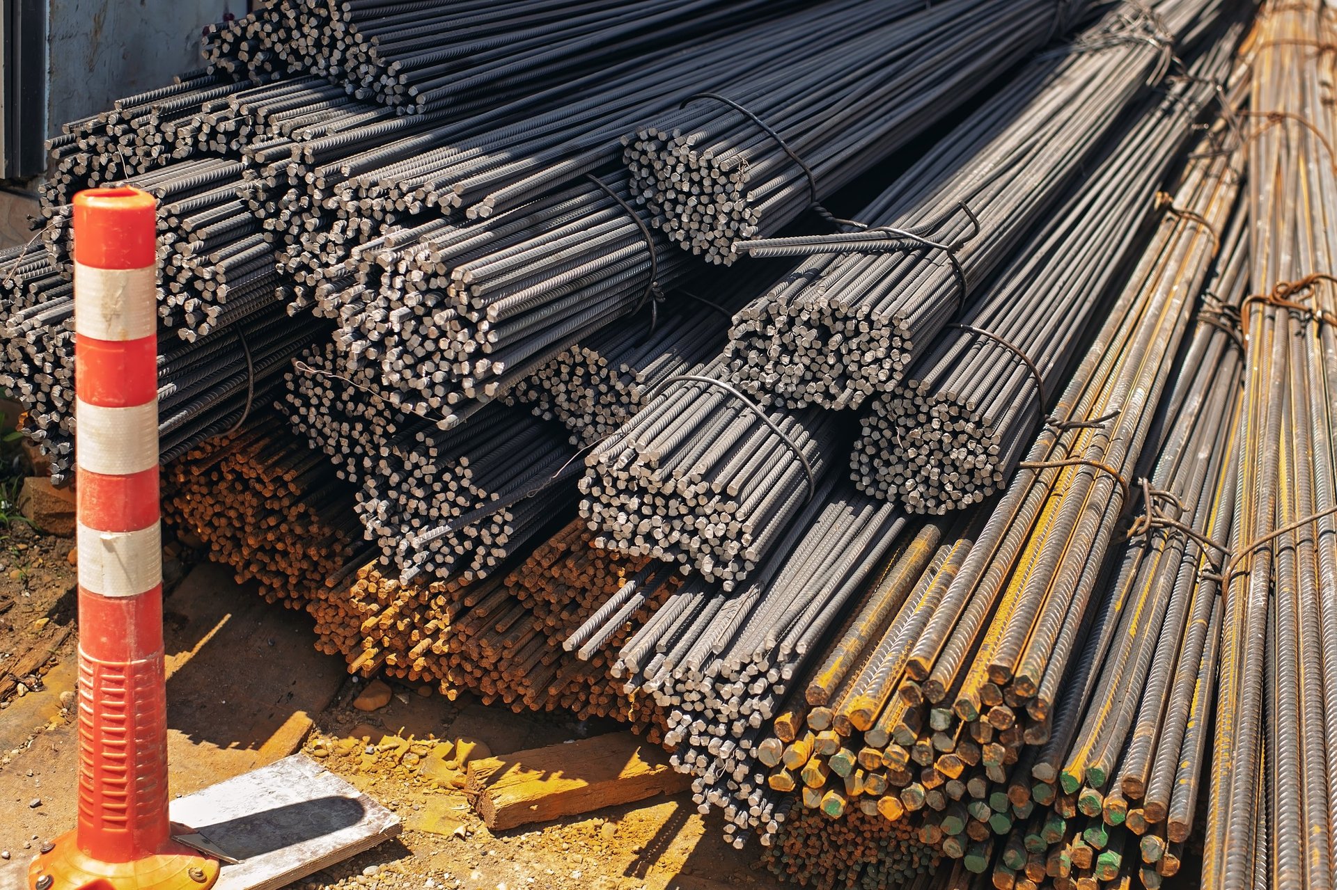 Warehouse Structural Steel packing and document handoff for buyer specification review.
