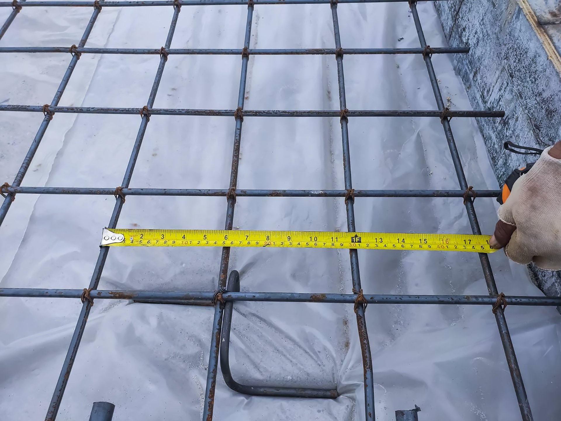 ASTM A615 Grade 60 Rebar — procurement comparison desk with grade 60 as the approved requirement and grade 40/b500b shown only on a redlined non-equivalence review sheet.