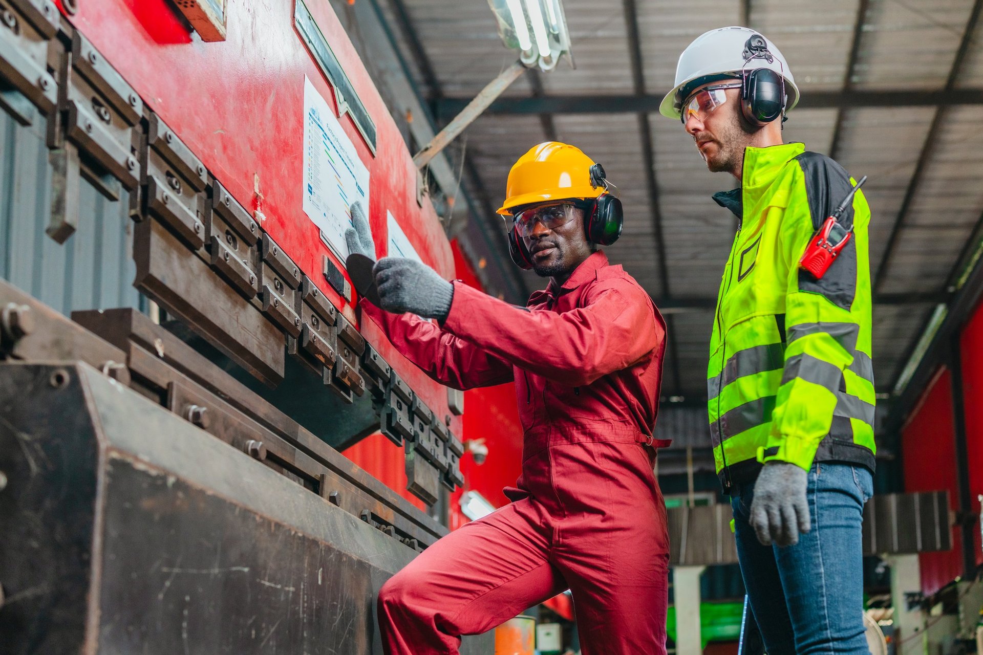 Structural Steel Exporter identification and dimension check for buyer specification review.